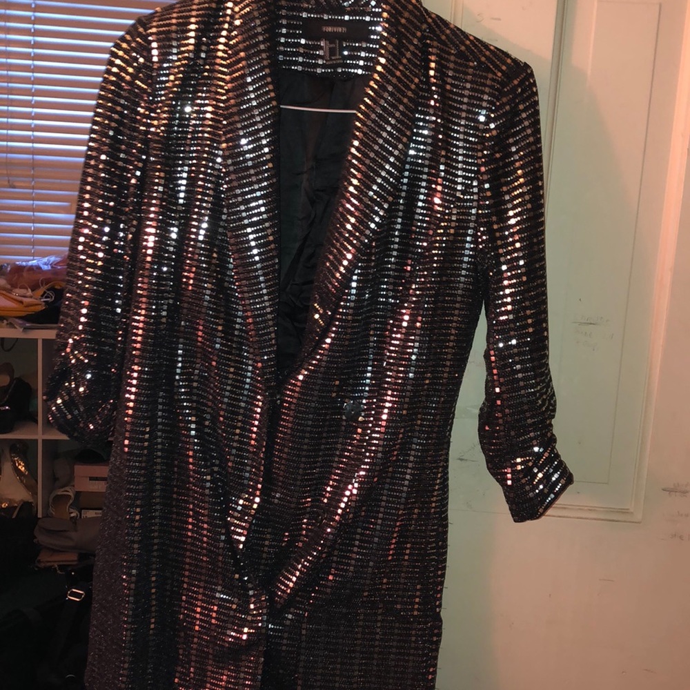 Suit dress